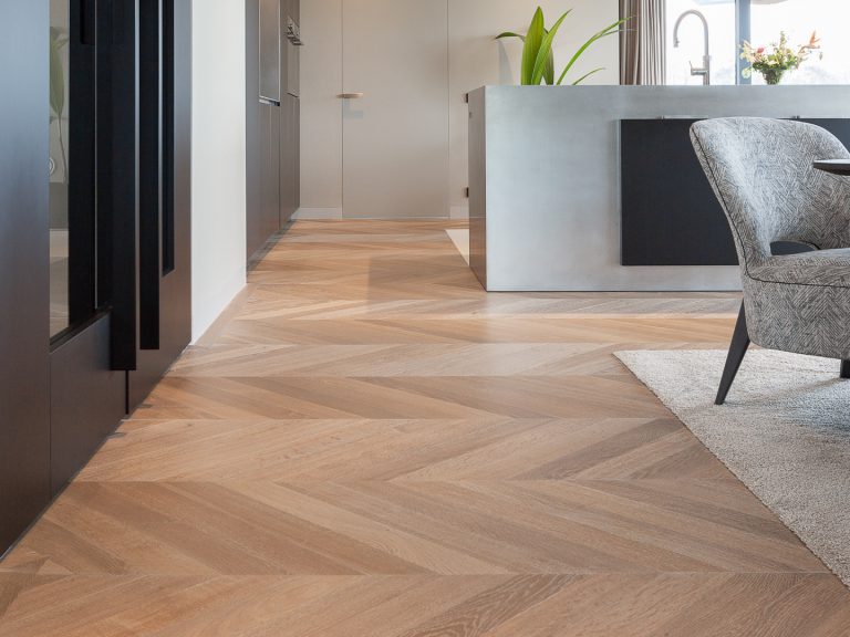 Eerst houten vloer of eerst keuken plaatsen Dutzfloors